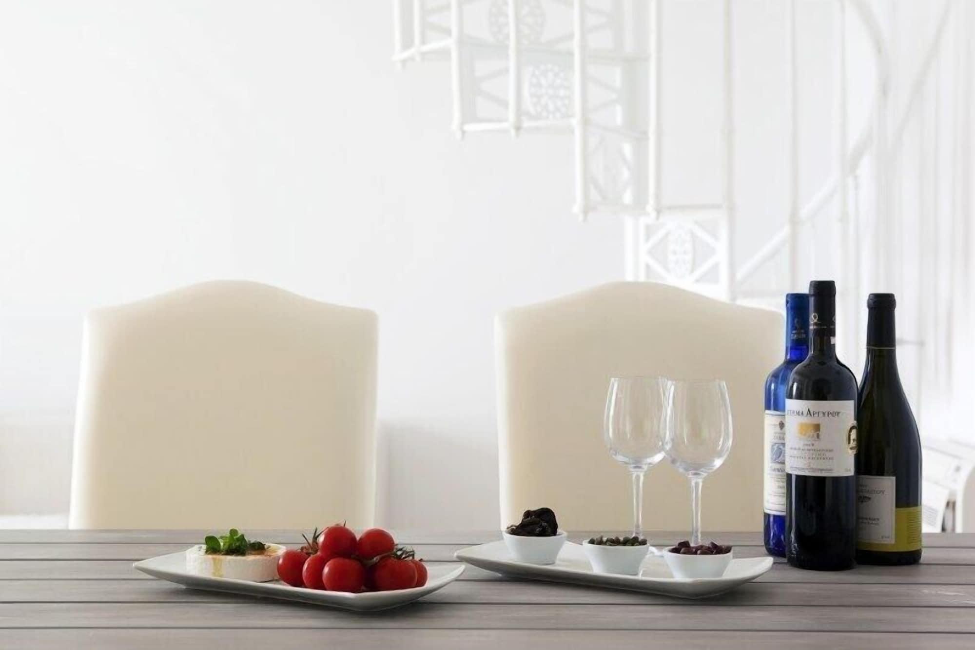 Thermes Luxury Villas And Spa (Adults Only) Megalochori  Exteriör bild