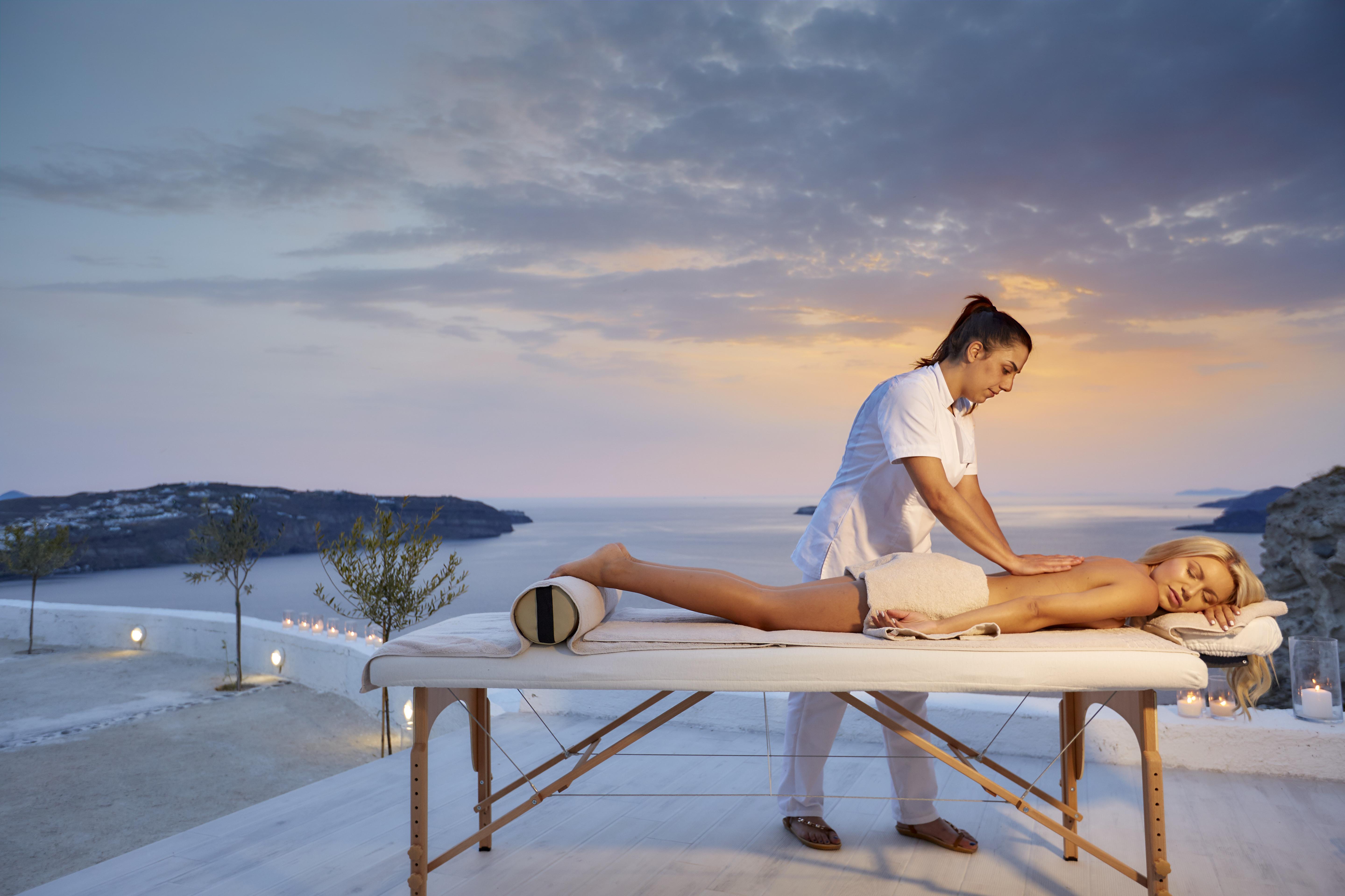 Thermes Luxury Villas And Spa (Adults Only) Megalochori  Exteriör bild